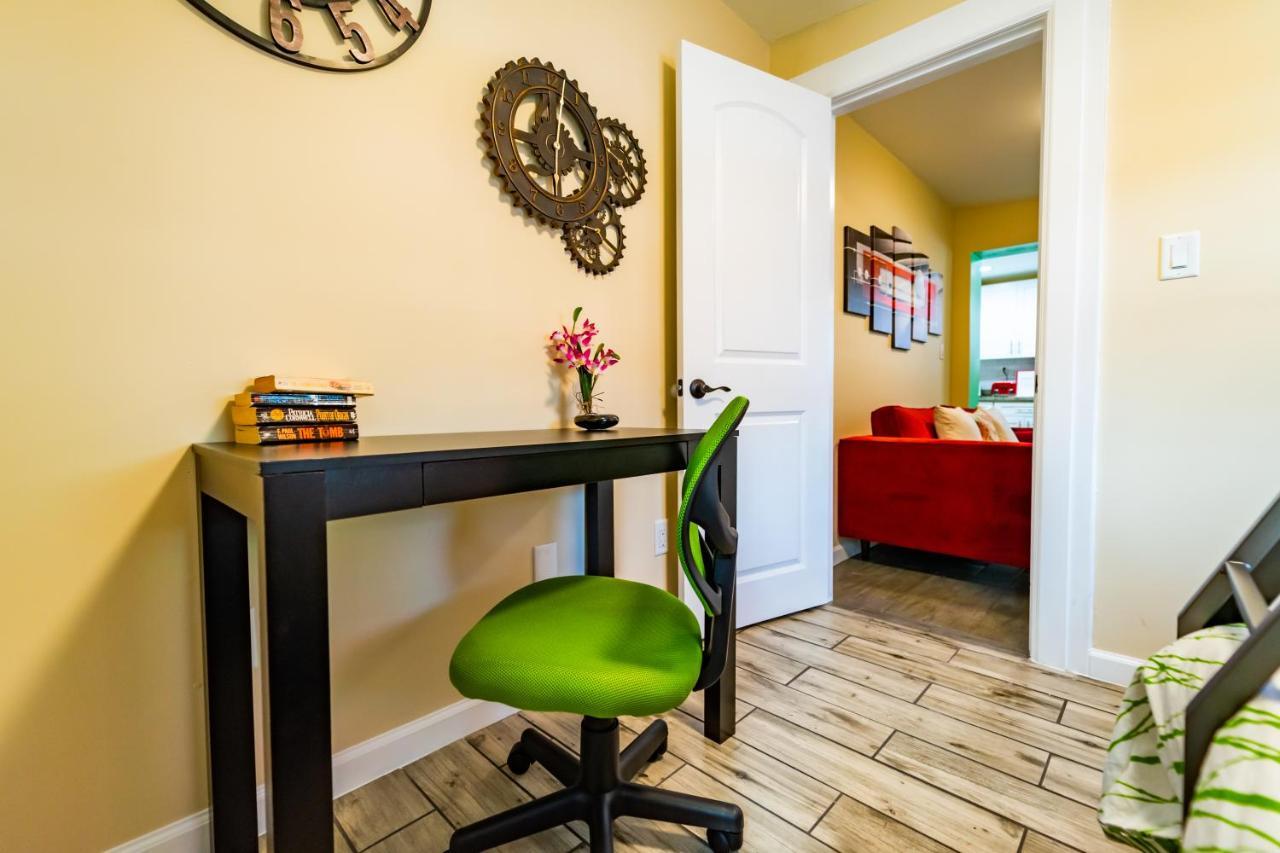 Beach Chairs, Good Kitchen, Strong Wifi On 14Th Ave Fort Lauderdale Exterior foto